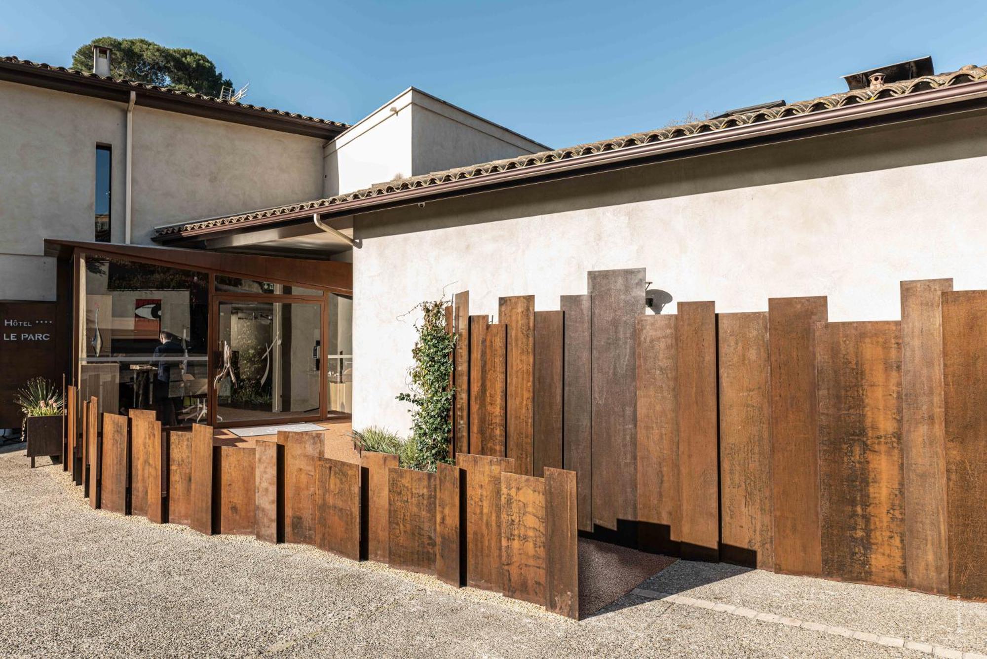 Hotel Le Parc - La Table De Franck Putelat Carcassonne Exterior photo